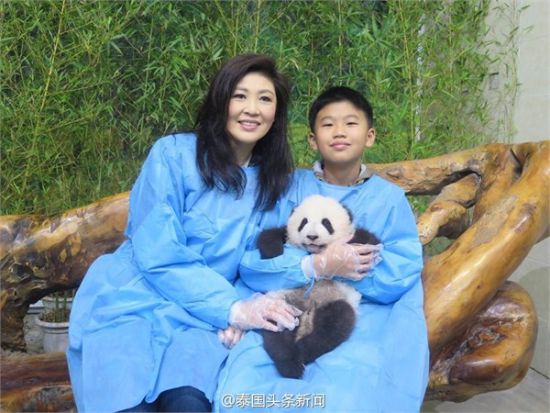 英拉与儿子