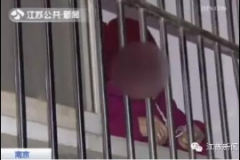 儿子把母亲接到南京享福 老人却上吊自杀