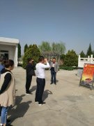 洛惠人清扫烈士陵园重温入党誓言  开展学习雷锋主题活动