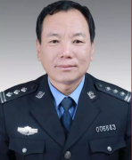 警队的模范  交警的标杆---冀俊学