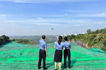 以法为盾守公益 用情履职护民生